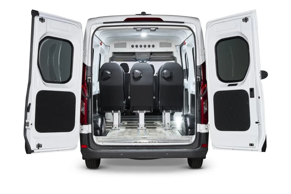 maxus deliver 9 posti